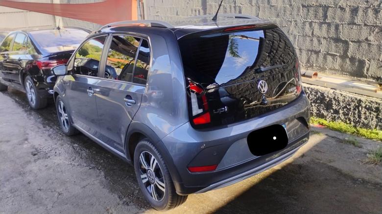 VW - VolksWagen - UP XTREME  1.0 TSI