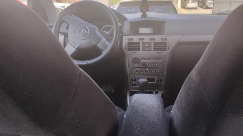 GM - Chevrolet - VECTRA GT 2.0 AUT