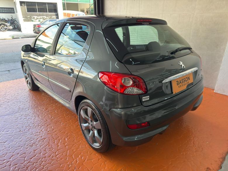 Peugeot - 207 1.4 XR