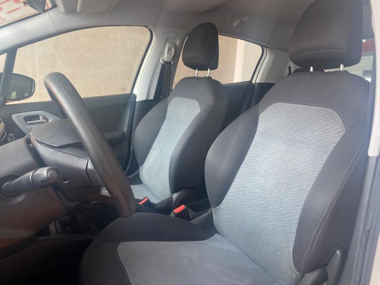 Peugeot - 208 ACTIVE PACK 1.5
