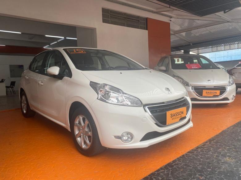 Peugeot - 208 ACTIVE PACK 1.5