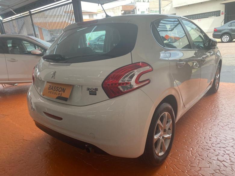 Peugeot - 208 ACTIVE PACK 1.5
