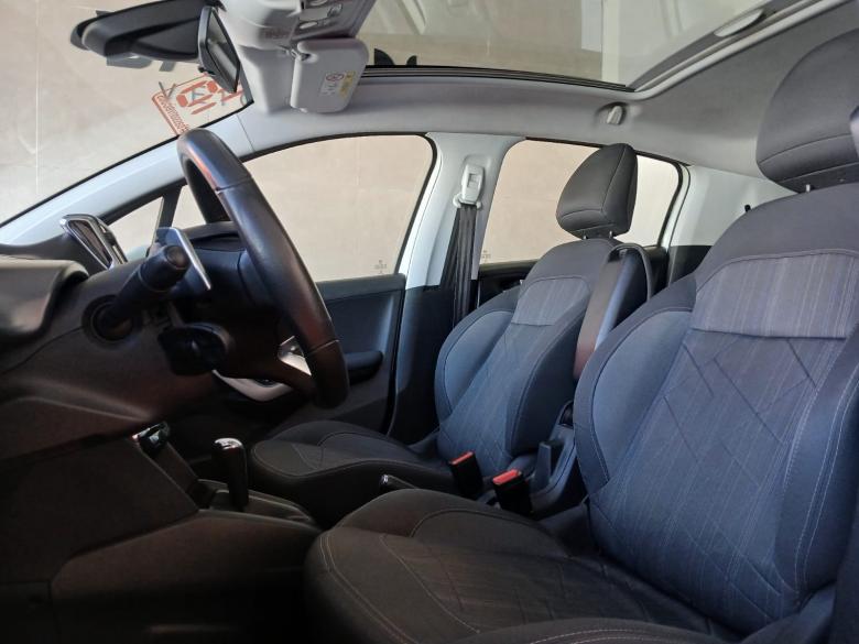 Peugeot - 208 GRIFFE 1.6 AUT