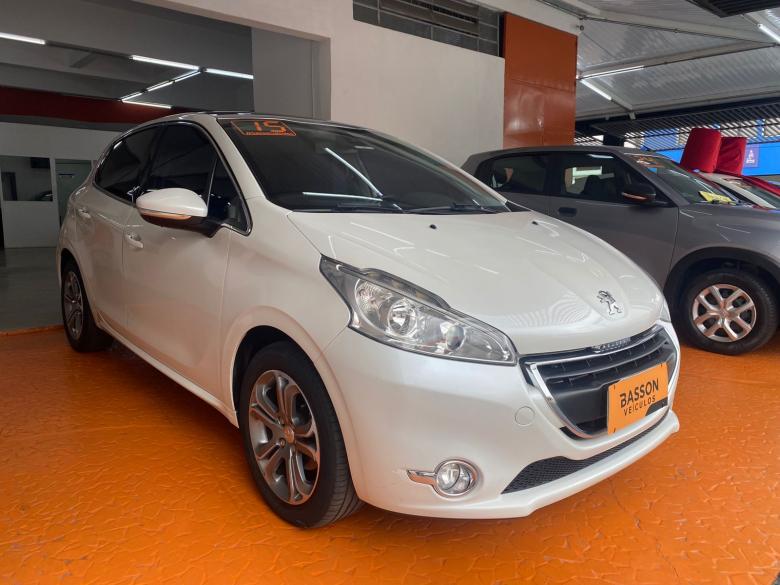 Peugeot - 208 GRIFFE A 1.6 