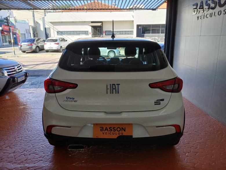 Fiat - ARGO HGT 1.8 AT6