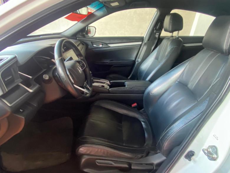 Honda - CIVIC EXL CVT