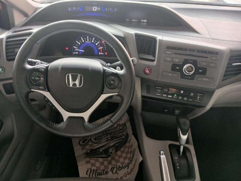 Honda - CIVIC LXR