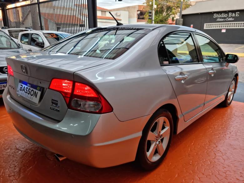 Honda - CIVIC LXS  1.8 FLEX MT