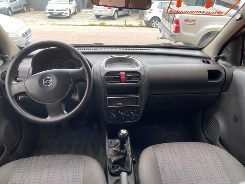 GM - Chevrolet - CORSA HATCH MAXX