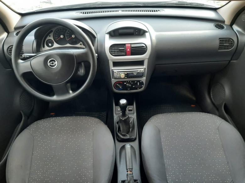 GM - Chevrolet - CORSA PREMIUM 1.4 HATCH