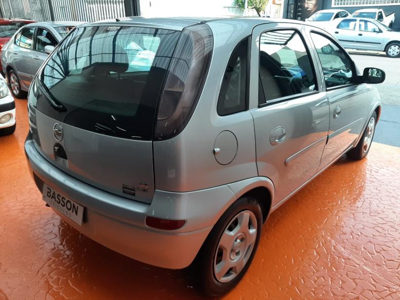GM - Chevrolet - CORSA PREMIUM 1.4 HATCH