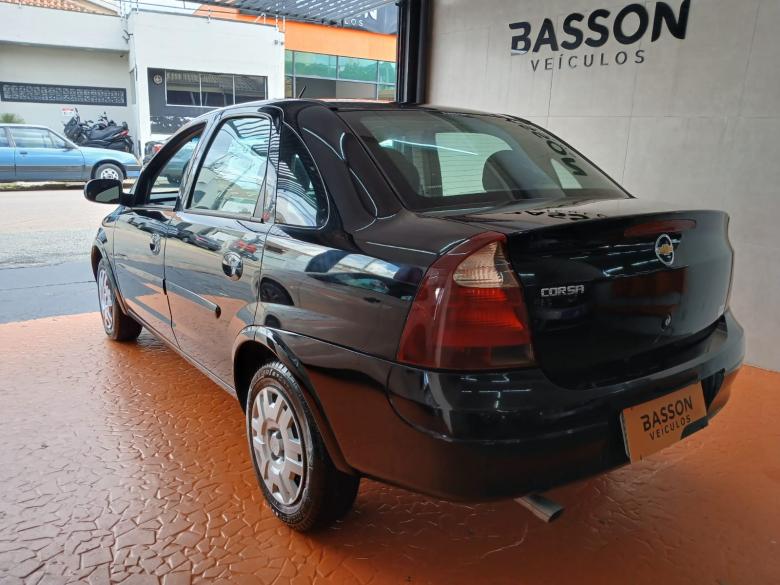 GM - Chevrolet - CORSA SEDAN PREMIUM