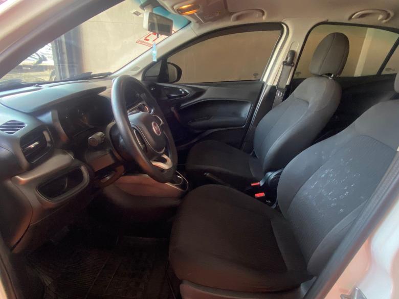 Fiat - CRONOS DRIVE AT 1.8 - IPVA 26 GRATIS