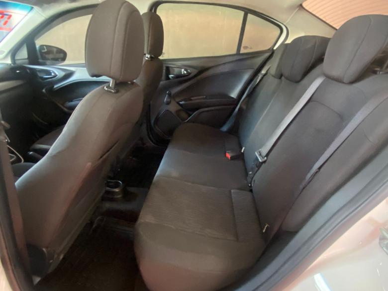 Fiat - CRONOS DRIVE AT 1.8 - IPVA 26 GRATIS