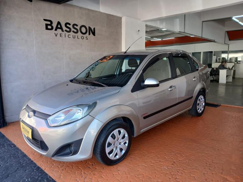 Ford - FIESTA SEDAN 1.6 FLEX