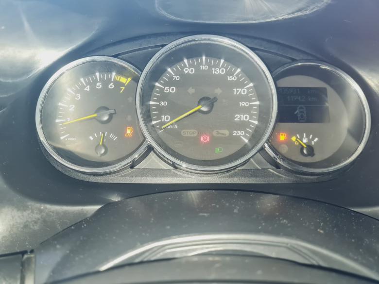 Renault - FLUENCE DYN 2.0 MT