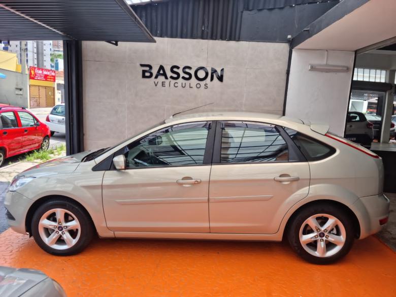 Ford - FOCUS 2L HC FLEX