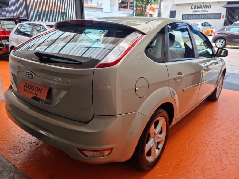Ford - FOCUS 2L HC FLEX