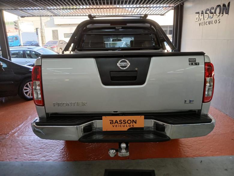 Nissan - FRONTIER LE 25 X4
