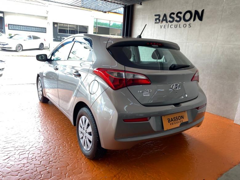 Hyundai - HB20 1.0M COMFOR - IPVA 26 GRATIS