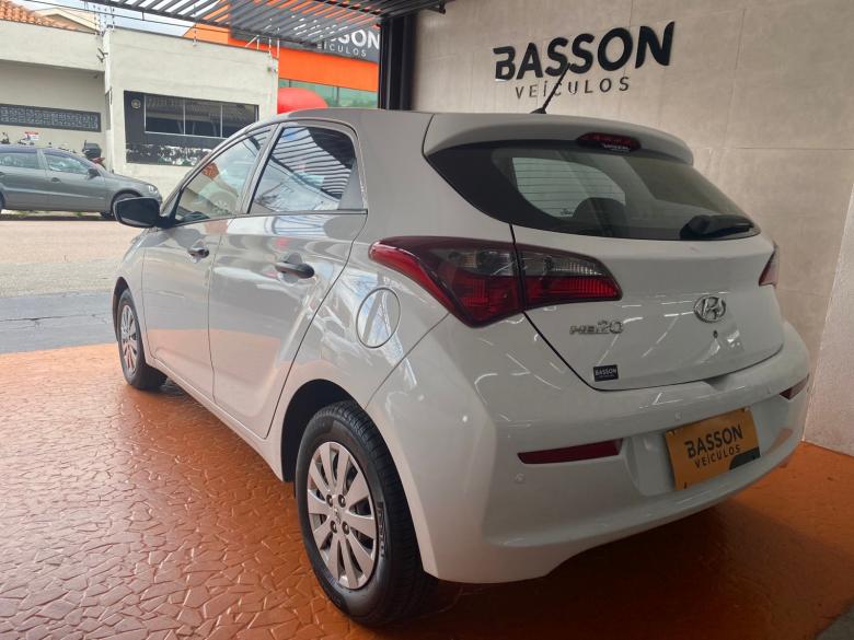 Hyundai - HB20 UNIQUE 1.0 