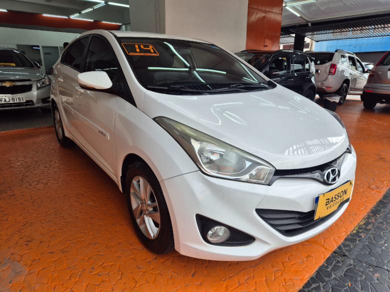 Hyundai - HB20S 1.6 AT PREMIUM 