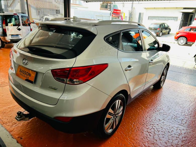 Hyundai - IX35 B AUT 2.0 GLS
