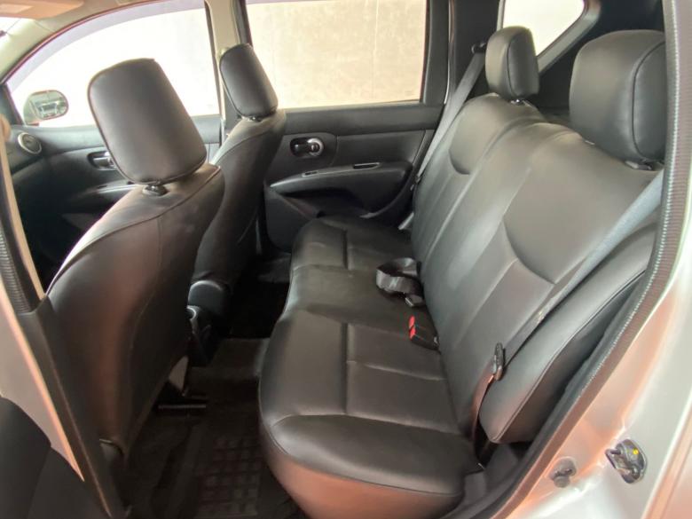 Nissan - LIVINA 1.8 SL - IPVA 26 GRATIS