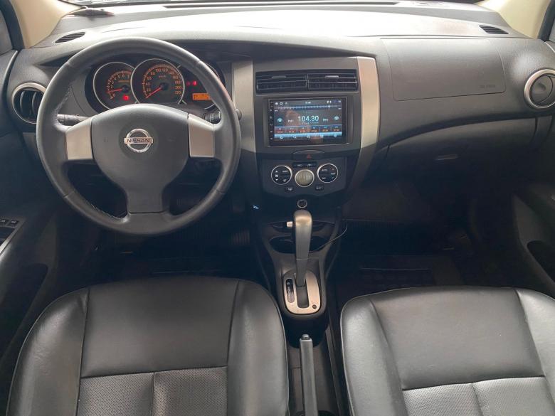 Nissan - LIVINA 1.8 SL - IPVA 26 GRATIS