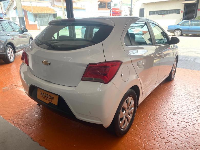 GM - Chevrolet - ONIX 1.0 MT LT