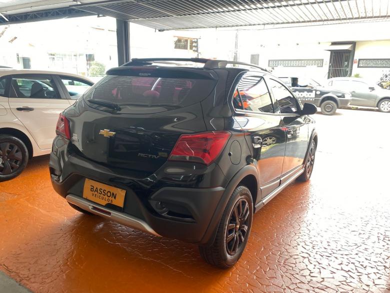 GM - Chevrolet - ONIX 1.4 AT ACT - IPVA 26 GRATIS
