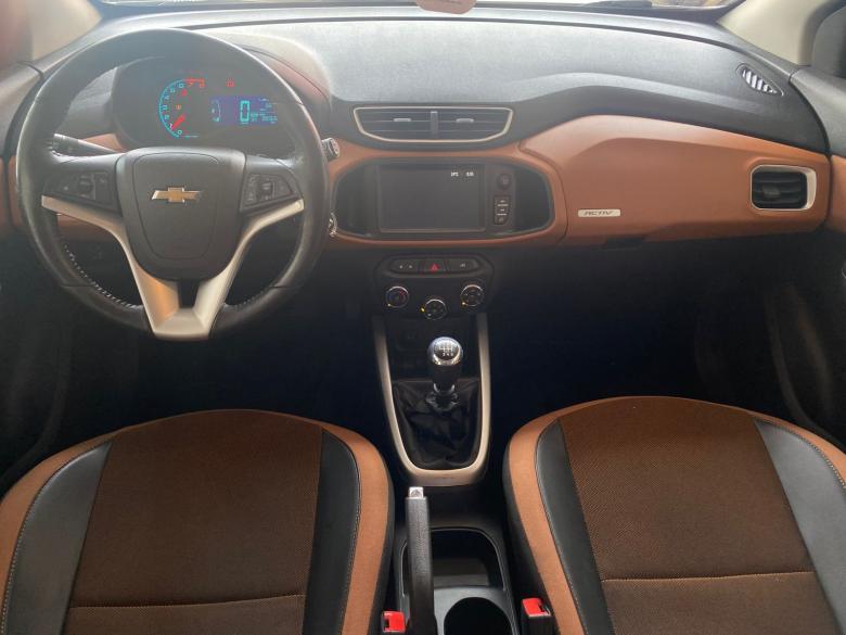 GM - Chevrolet - ONIX 1.4 MT ACT - IPVA 26 GRATIS