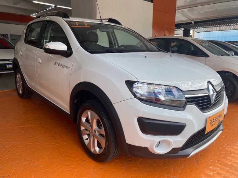 RENAULT - RENAULT / SANDERO ST1 6 RSCE