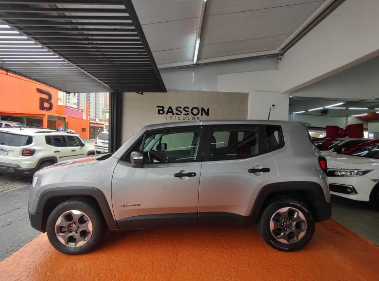 Jeep - RENEGADE 1.8 AT