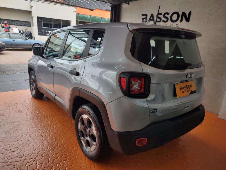 Jeep - RENEGADE 1.8 AT