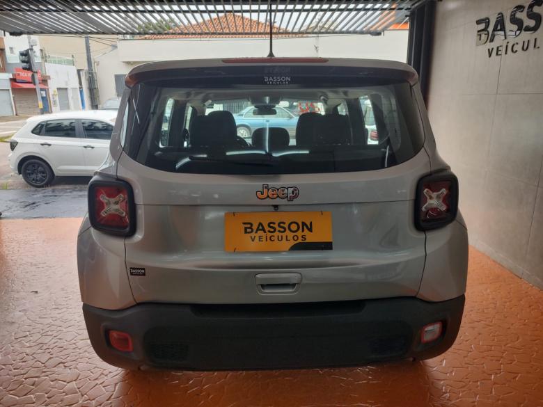 Jeep - RENEGADE 1.8 AT