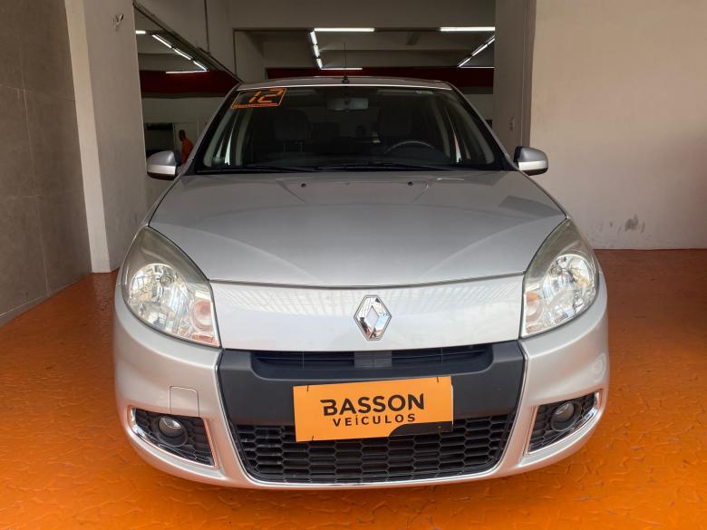 Renault - SANDERO PRIVILEGE 1.6 AUT