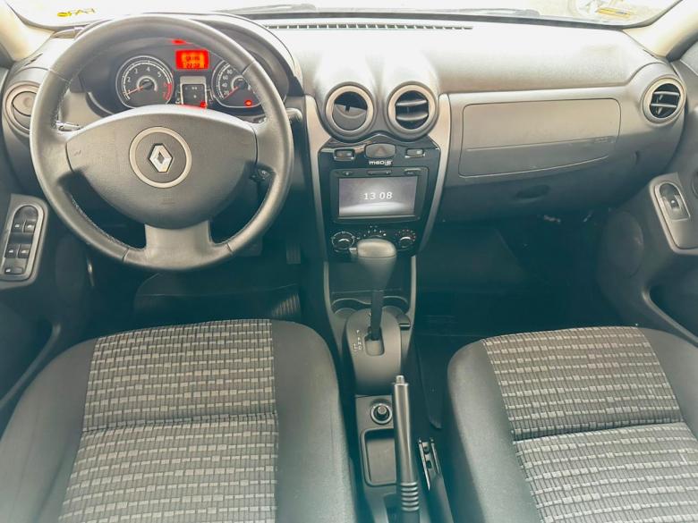 Renault - SANDERO PRIVILEGE 1.6 AUT