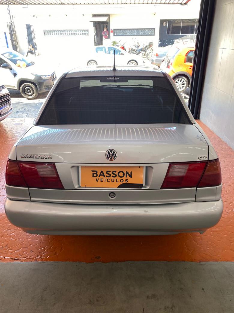 VW - VolksWagen - SANTANA 