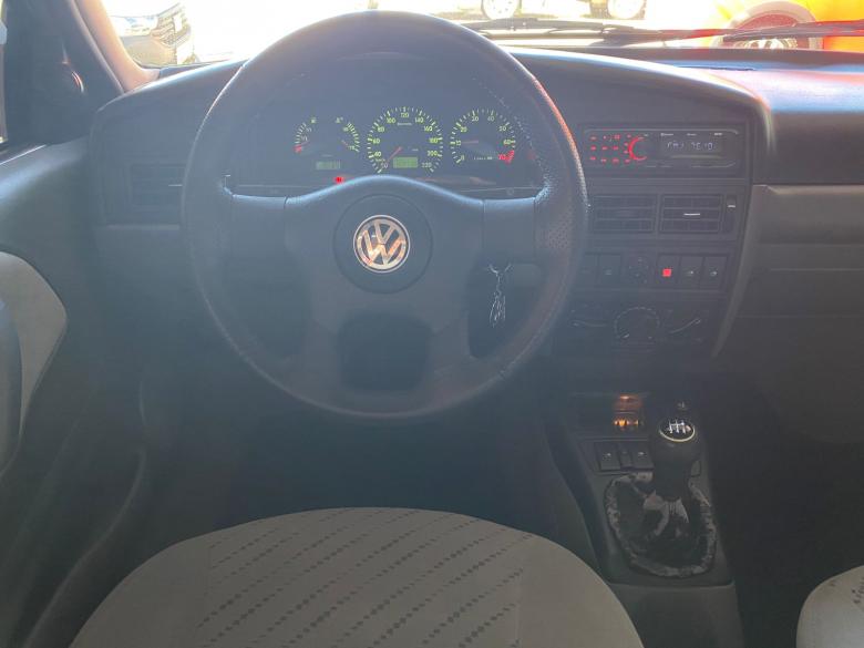 VW - VolksWagen - SANTANA 