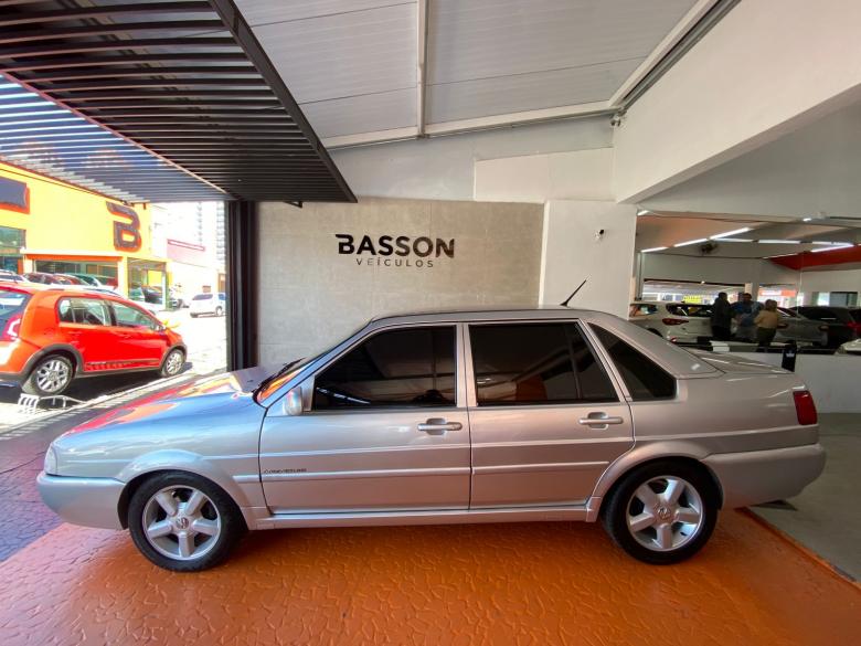 VW - VolksWagen - SANTANA 