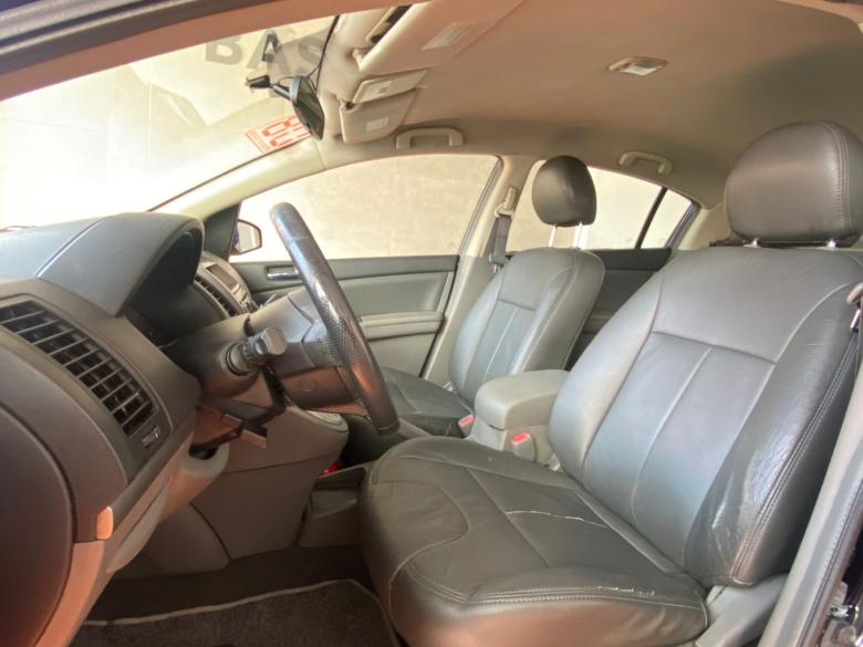 Nissan - SENTRA S 2.0 - IPVA 26 GRATIS