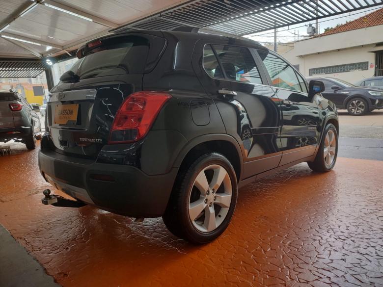 GM - Chevrolet - TRACKER LTZ AT. 1.8