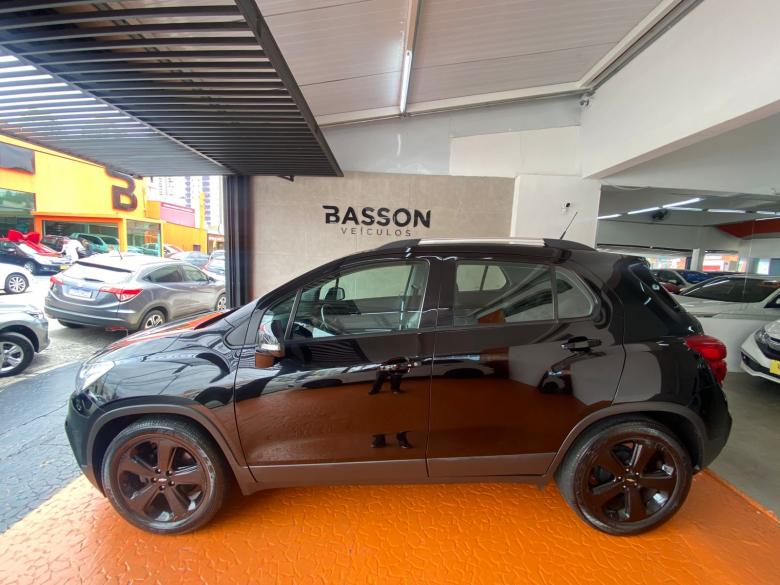 GM - Chevrolet - TRACKER MIDNIGHT 1.4 TURBO AT