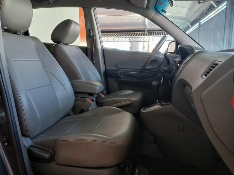 Hyundai - TUCSON GLSB 