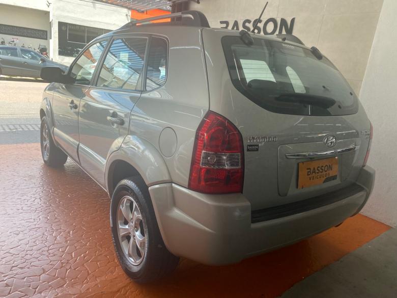 Hyundai - TUCSON GLSB 2.0 AT