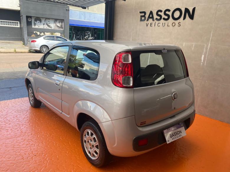 Fiat - UNO VIVACE  2 PORTAS 1,0