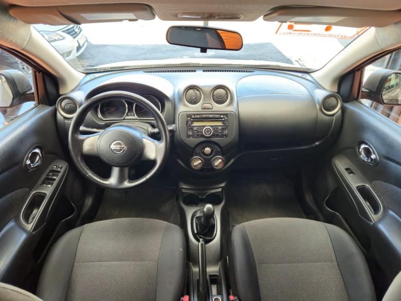 Nissan - VERSA 16SL FLEX