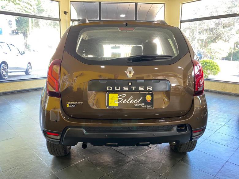 Renault - DUSTER 1.6 CVT