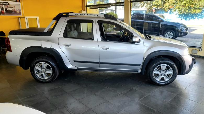 Renault - DUSTER OROCH 2.0 DYN. AT